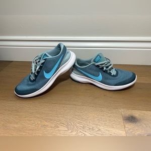 Women’s Nike Running shoes, Athletic shoes